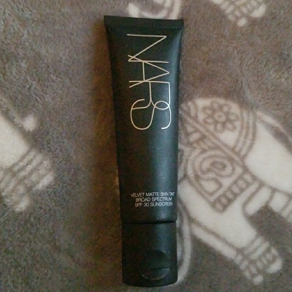 Nars foundation